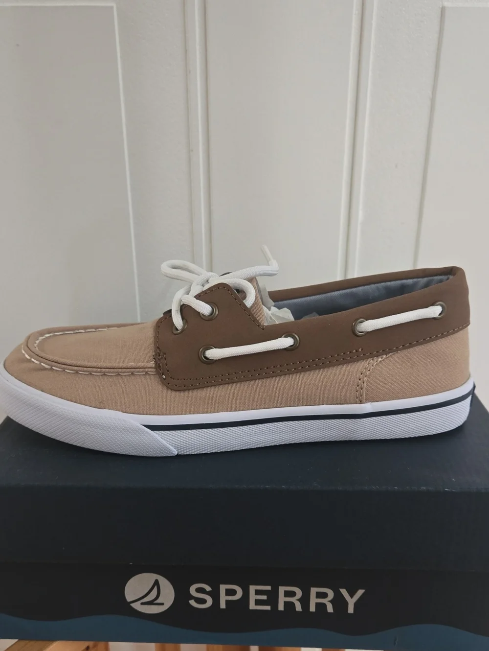 Sperry Boys’s Beige and Brown Canvas Boat Shoe with White Laces
